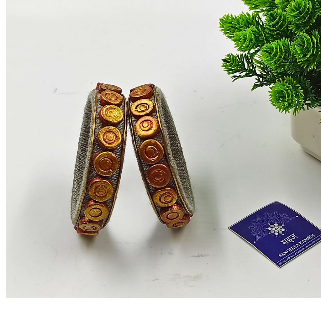 MAROON HANDMADE TERRACOTTA BANGLES