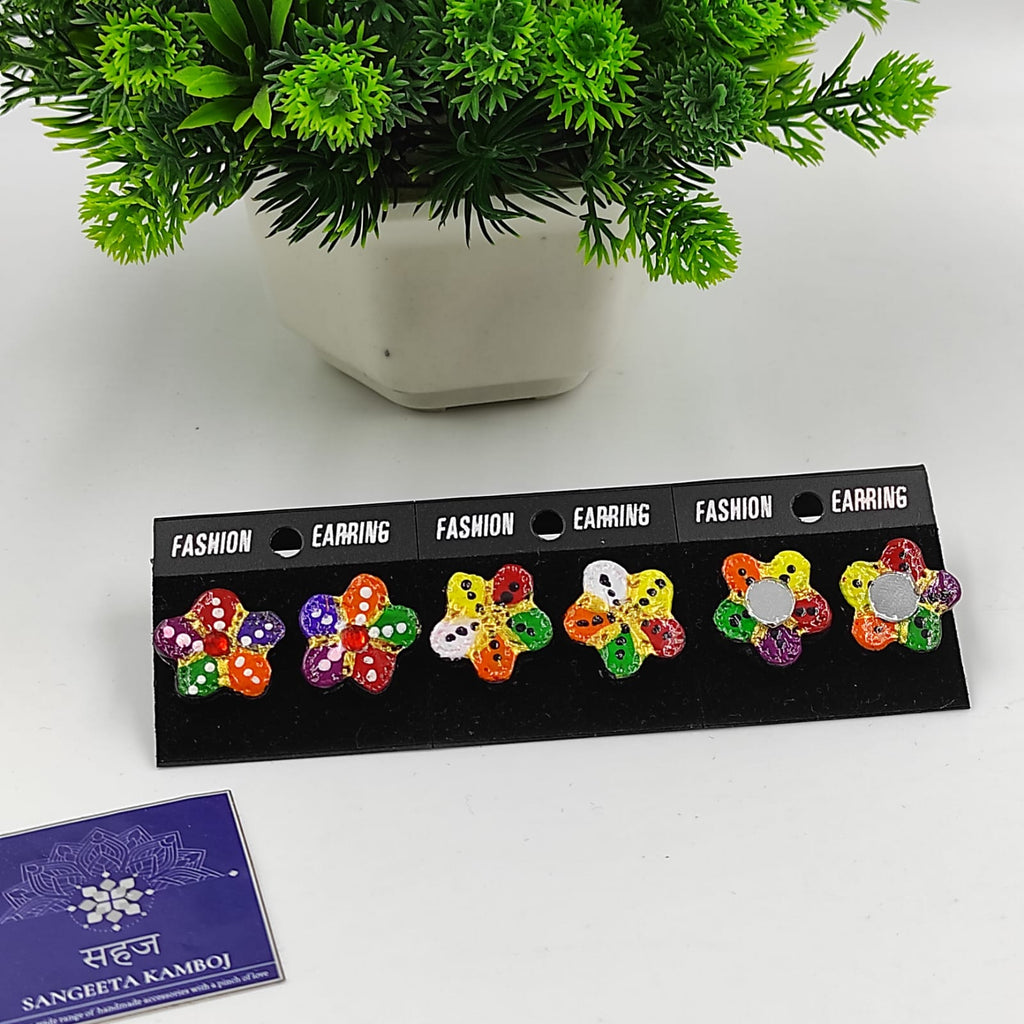 FLOWER MULTI COLOUR STUDS