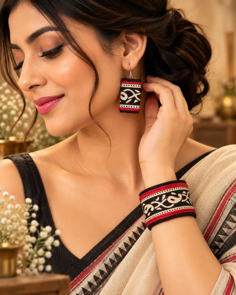 KARIGARI FABRIC HANDCUFF
