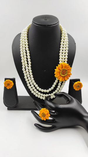 YELLOW SUNFLOWER HANDMADE TERRACOTTA SET